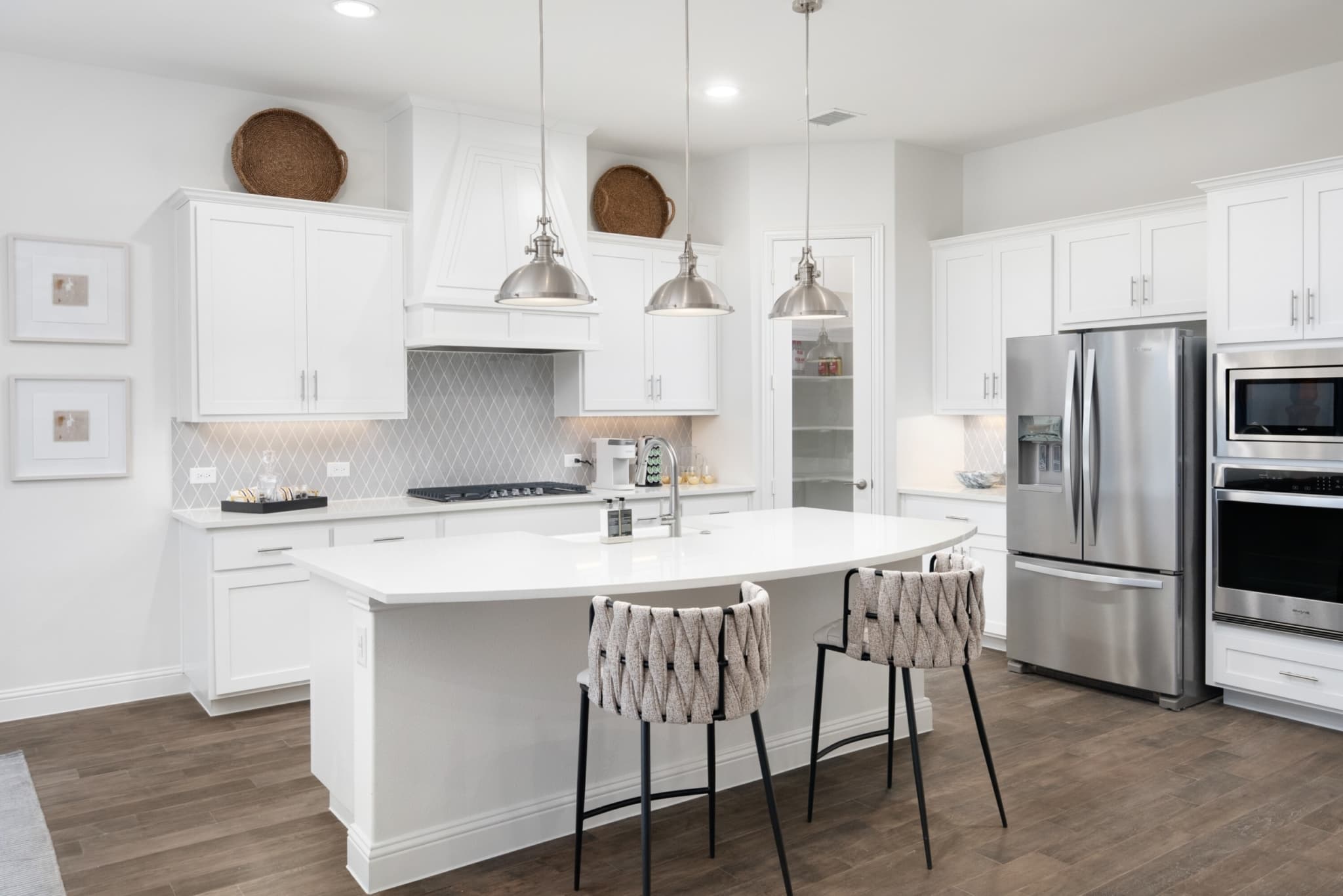 Lake Breeze model home 4