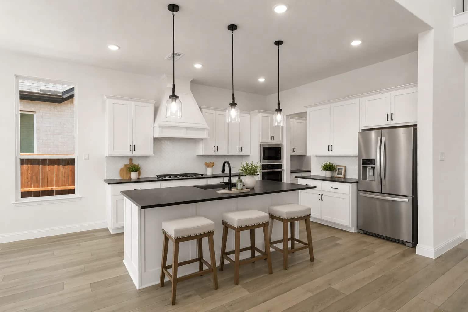 Spacious Kitchen